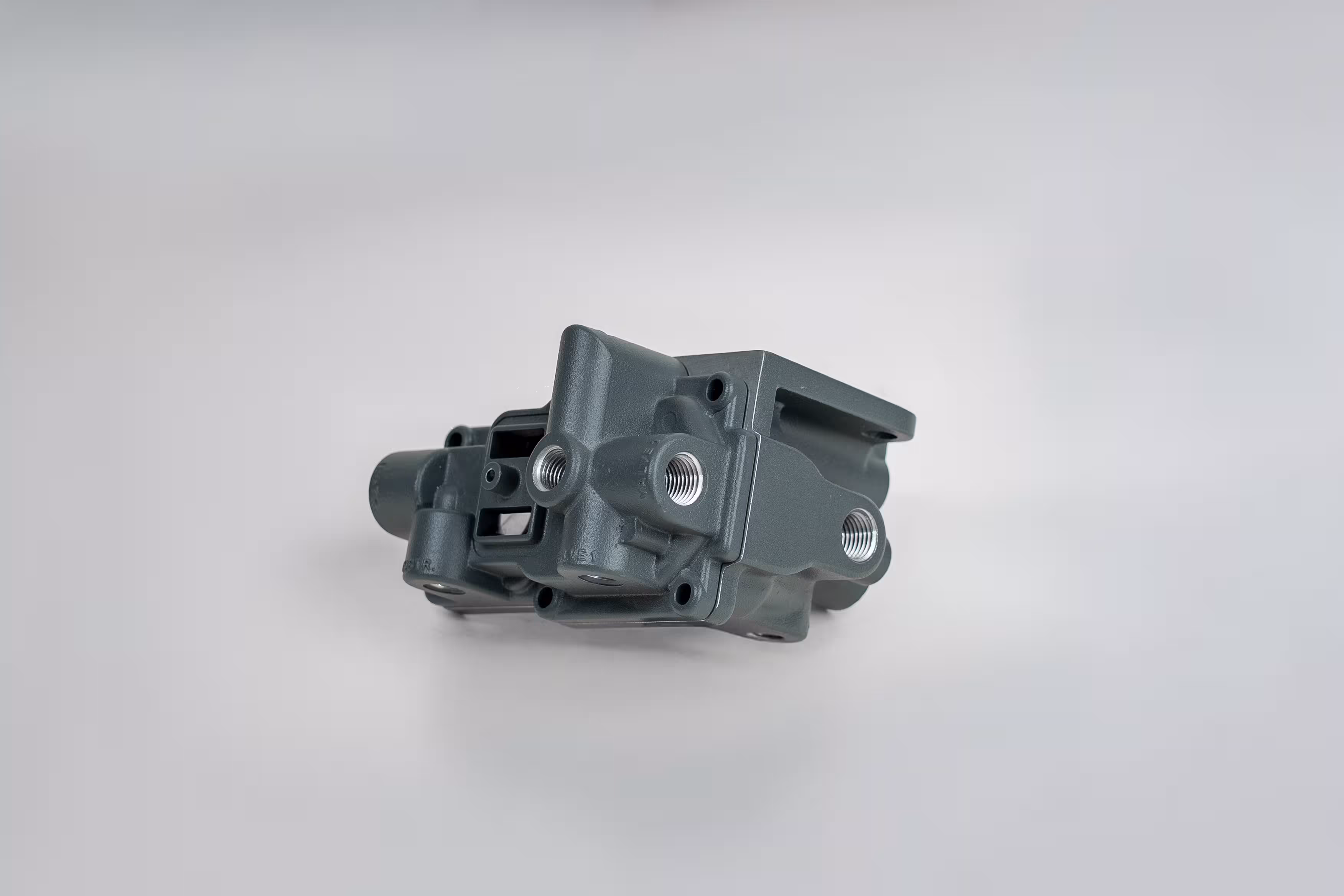 Precision Aluminium High Pressure Die Cast Components view 3